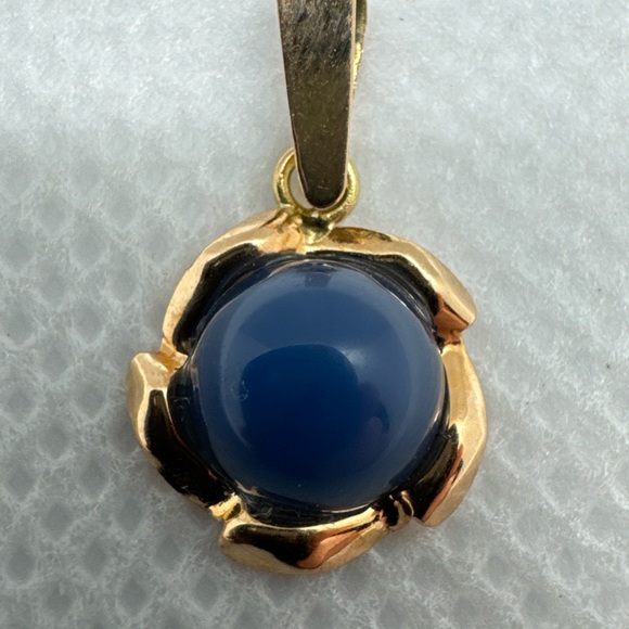 Vintage 14K Yellow Gold Blue Gemstone Accent Charm Pendant, Europe, Finland, 585 - Picture 6 of 11